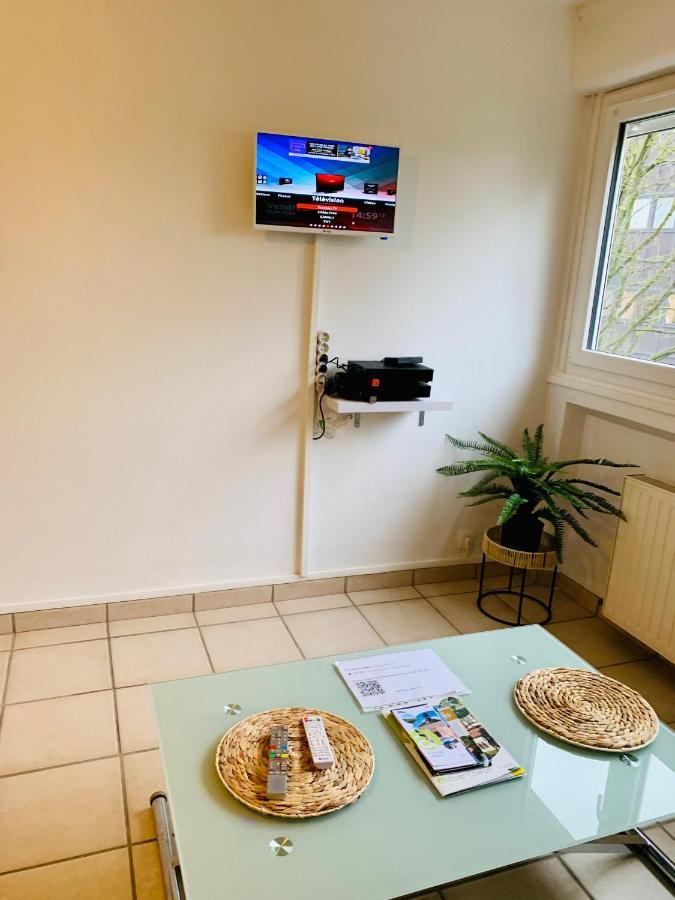 Entree Autonome 24H Sur 24H Chalon Centre Ville Appartement Buitenkant foto